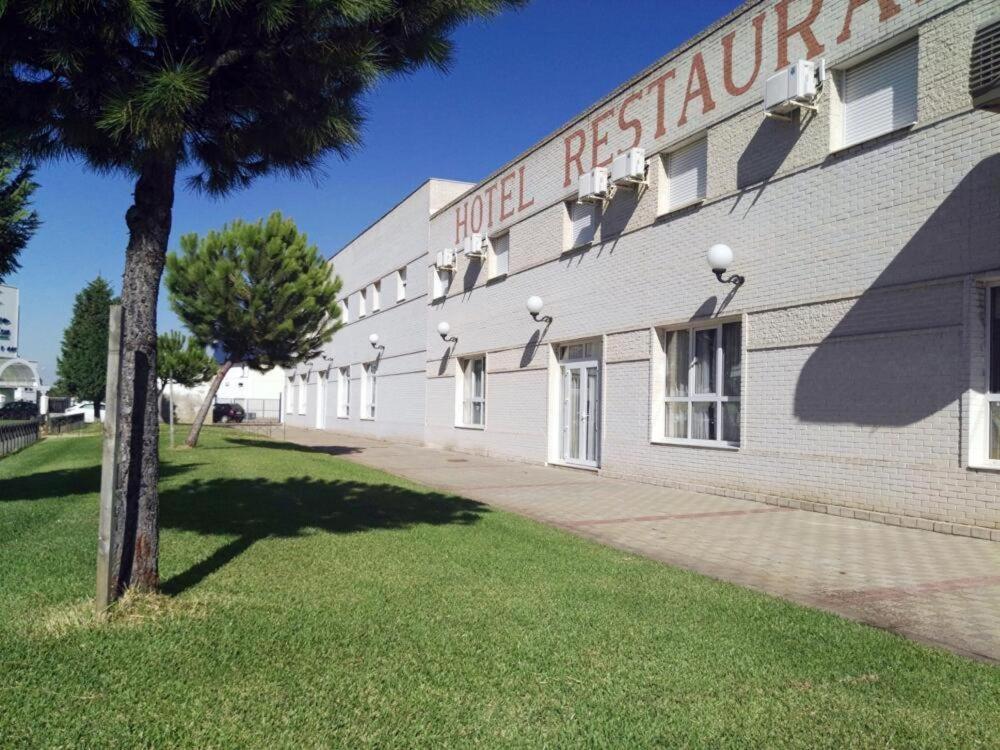 פאלוס דה לה פרונטרה Hotel Puerto De Palos מראה חיצוני תמונה
